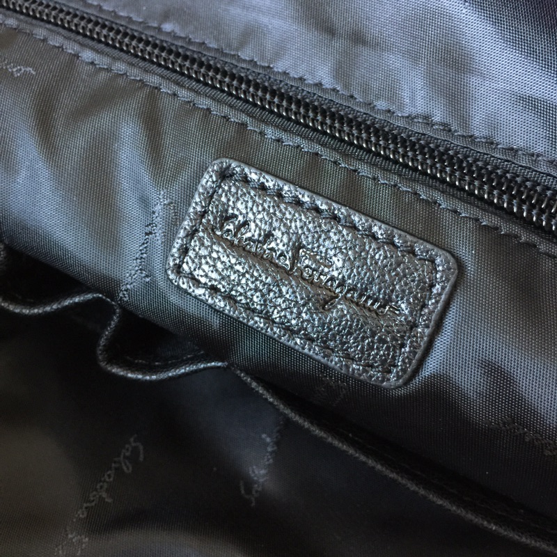 Ferragamo代理价￥【菲拉格慕】最?爆款?休闲