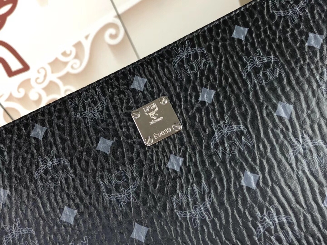 mcm编码：1035️?「MCM」?原单Original系列手拿包
