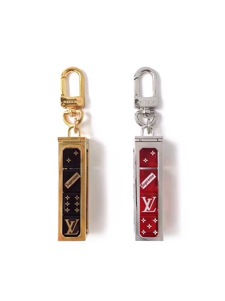 LV DICE KEY CHAIN BAGCHARM LV x Supreme -奢品汇LuxuryBrandMall