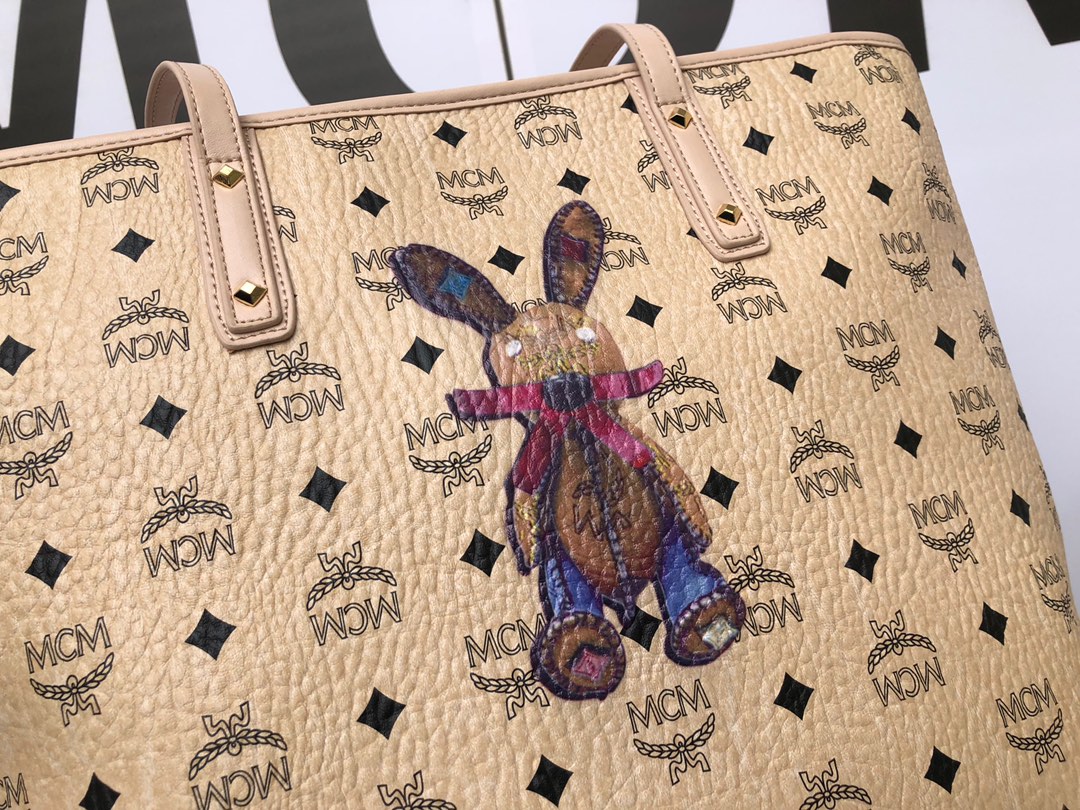 mcm【高端品质MCM】小兔子与标志性的 Visetos 进口牛皮革��结合