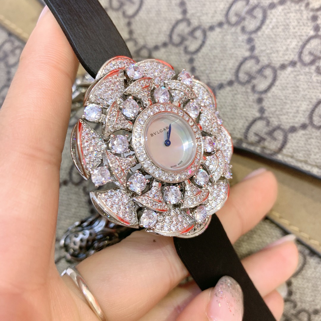 现货??  ️BVLGARI-宝格丽