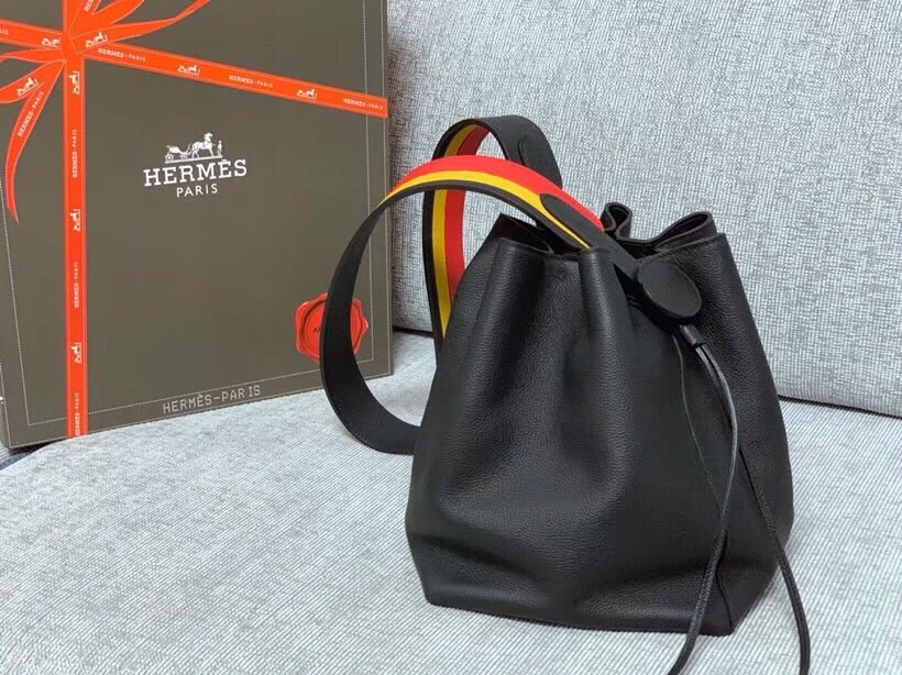 爱马仕［現貨］Hermes 2019 licol 新款水桶包