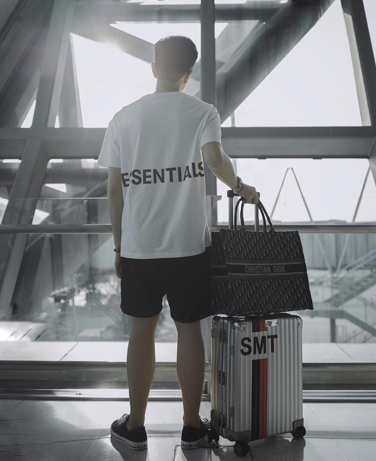 迪奥“不想把旅行当做是对往事的慰藉