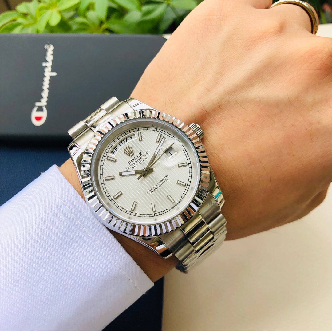 ?热卖商务款?ROLEX劳力士热卖经典??系列 日志型耗式系列机芯