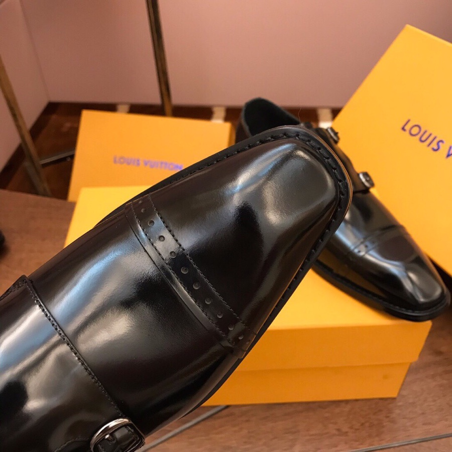 lv•••新品Lv 皮革牛津鞋
