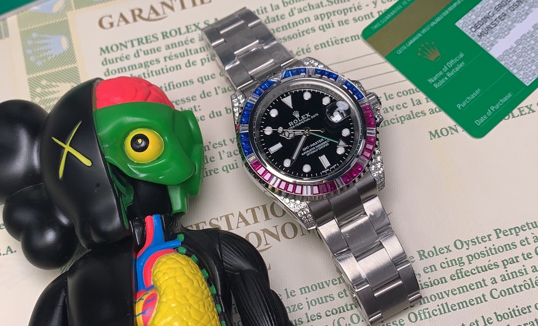 劳力士 ROLEX GMT-Master II 格林尼治系列  全自动机械•40mm•兰宝石玻璃（兰光放大镜）•三珠钢带•保险扣 超强夜光 有气质不代表有品味 你的选择可以证明一点