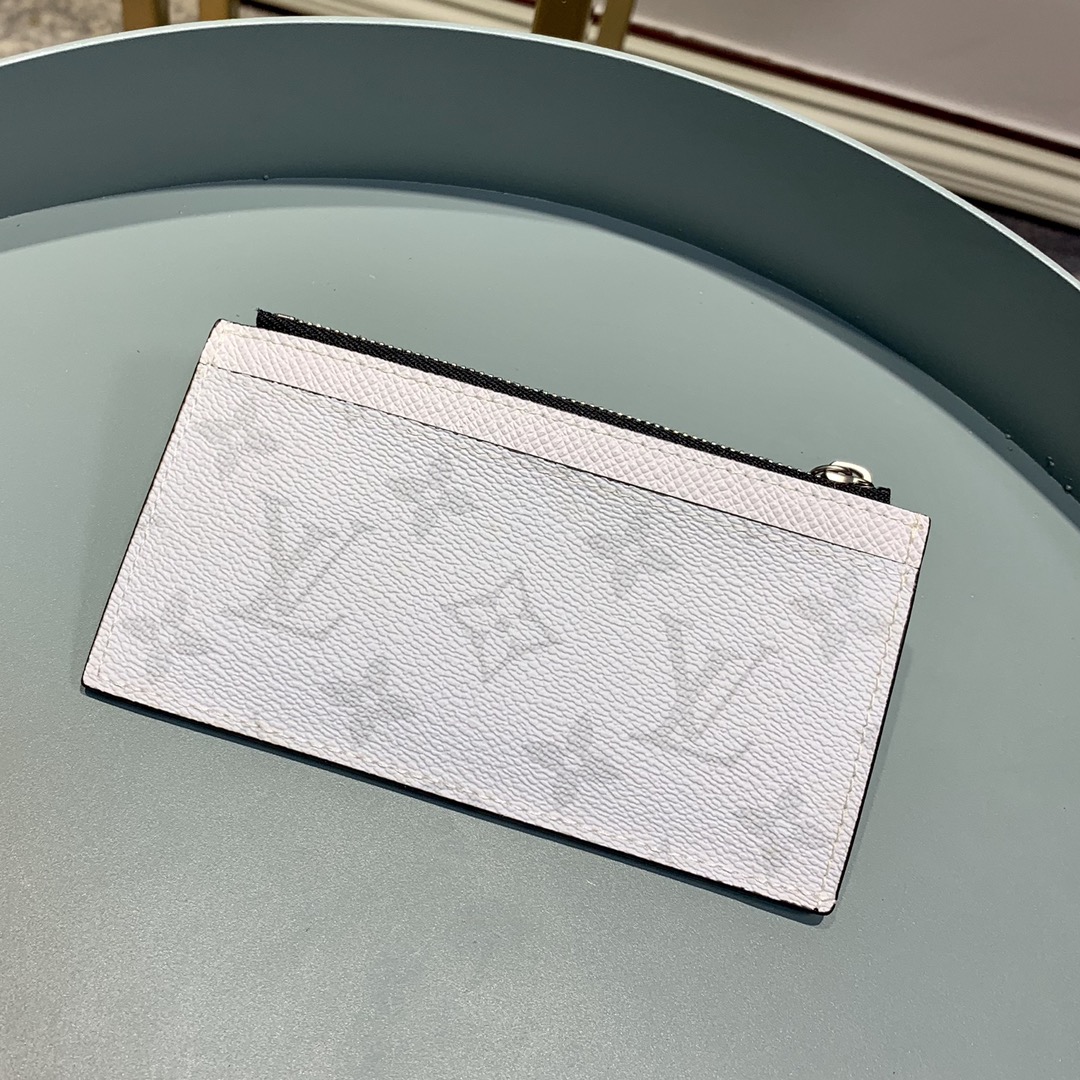 lvM30270 白花！COIN 卡夹 Discovery Pochette Taïga 皮革与 Monogram 帆布