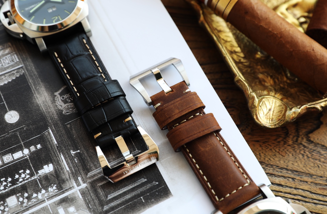 ?沛纳海 PANERAI 弧型镀膜玻璃 44mm*16mm 头层牛皮表带搭配原装针扣 手动上链机械 316精钢表壳 一款来自硬汉的手表