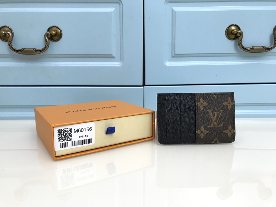 Louis Vuitton Neo card holder (M60166) in 2023