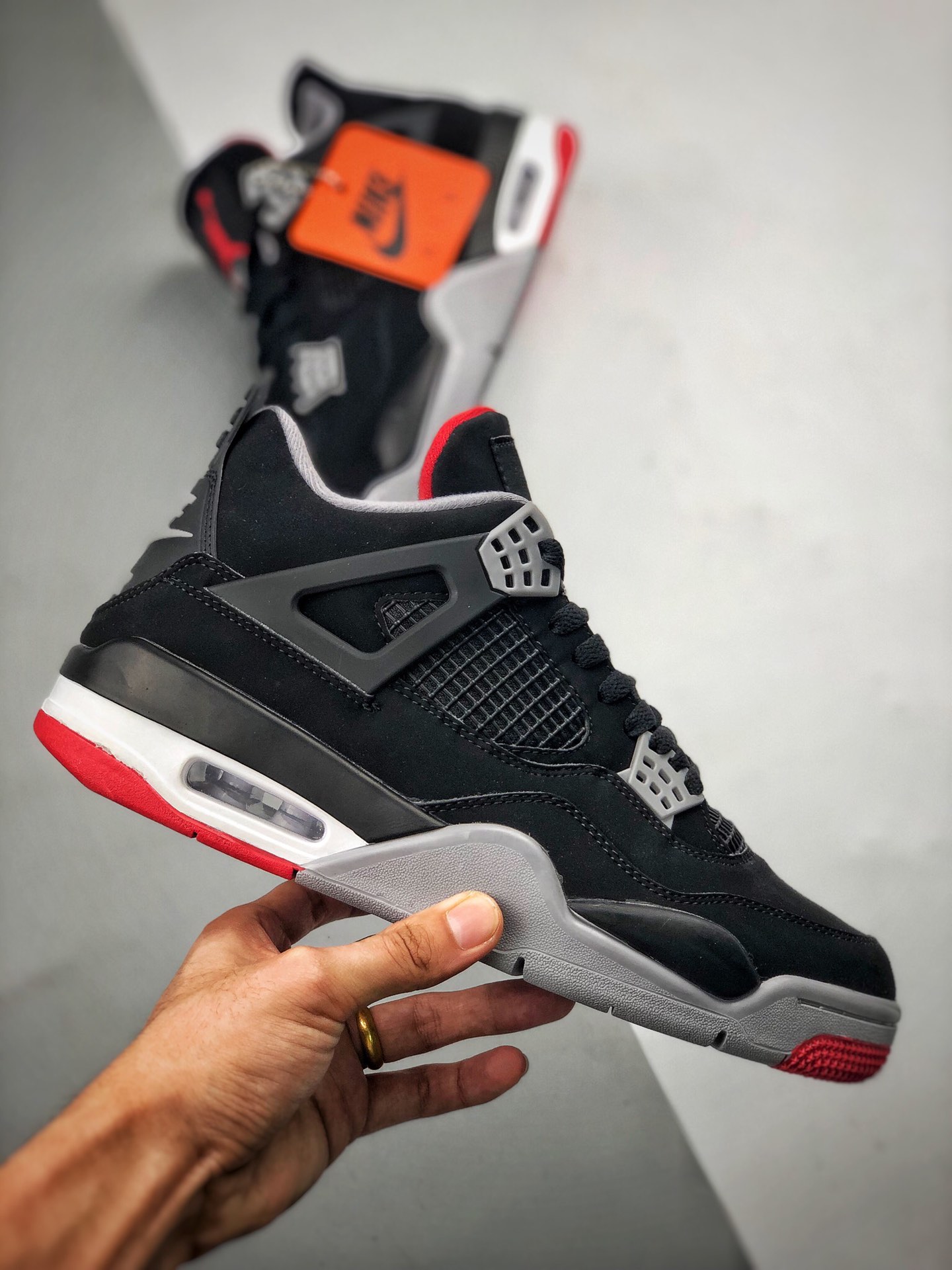 360 【莞产纯原版本 全码出货】 Air Jordan 4 Retro “Bred” 复刻黑红