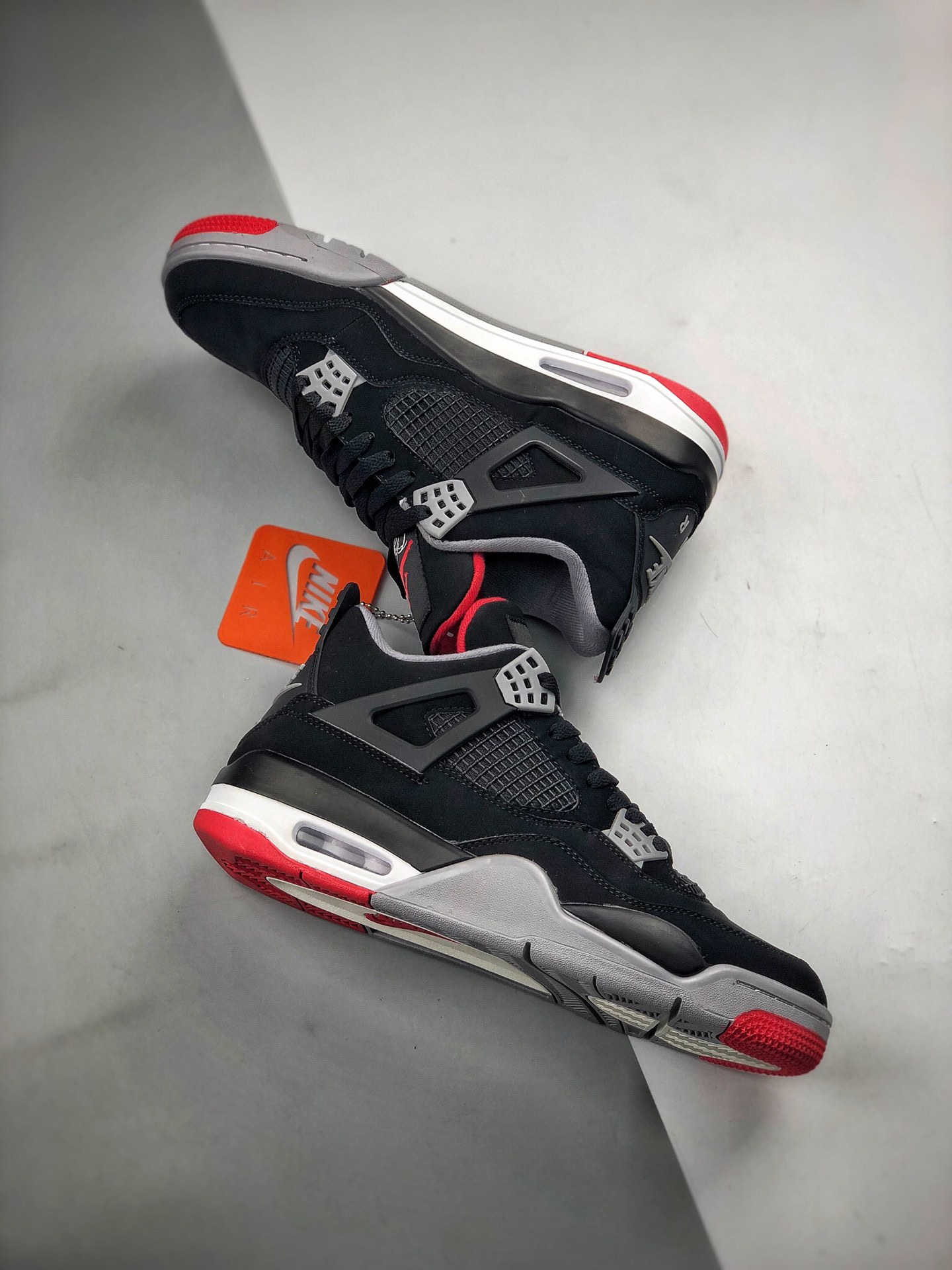 360 【莞产纯原版本 全码出货】 Air Jordan 4 Retro “Bred” 复刻黑红