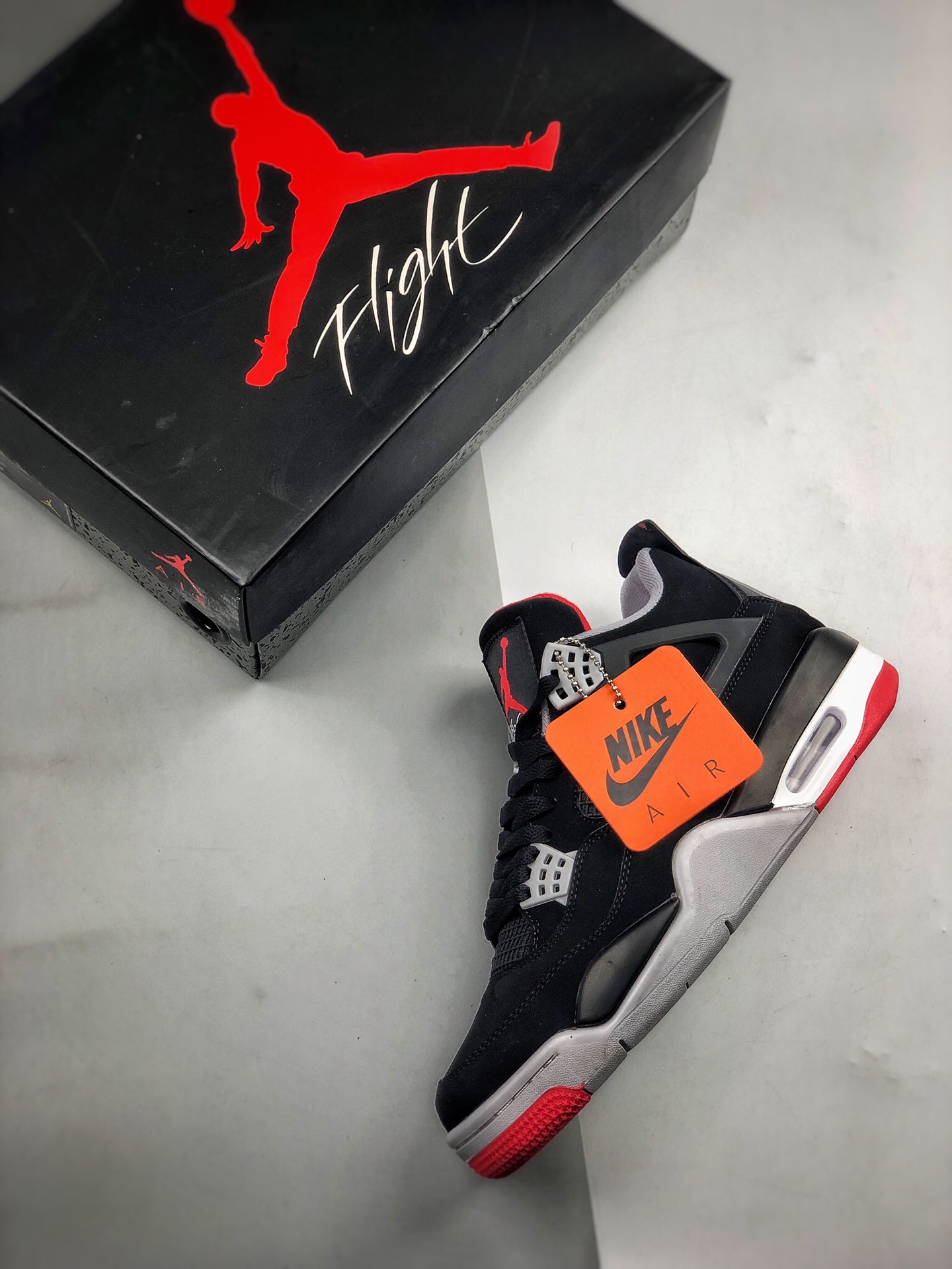 360 【莞产纯原版本 全码出货】 Air Jordan 4 Retro “Bred” 复刻黑红