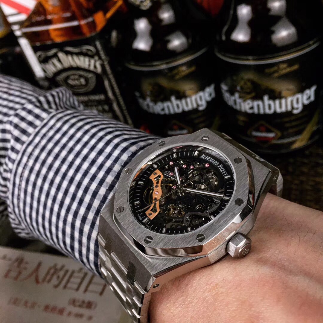 ?爱彼 AP 镀膜玻璃 42mm*15mm 精钢表带配AP字样原装扣 搭载自动上链机芯
