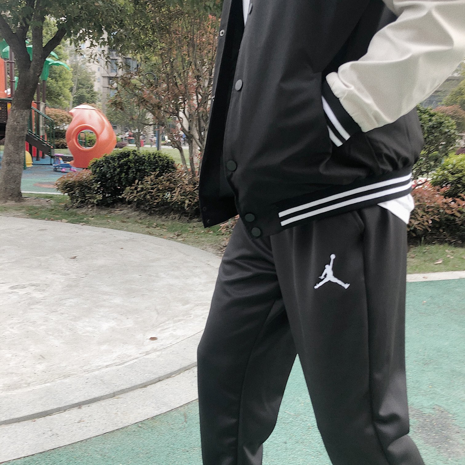60 nike aj 乔丹飞人系列 经典刺绣小logo为裤 aj算是篮球少年
