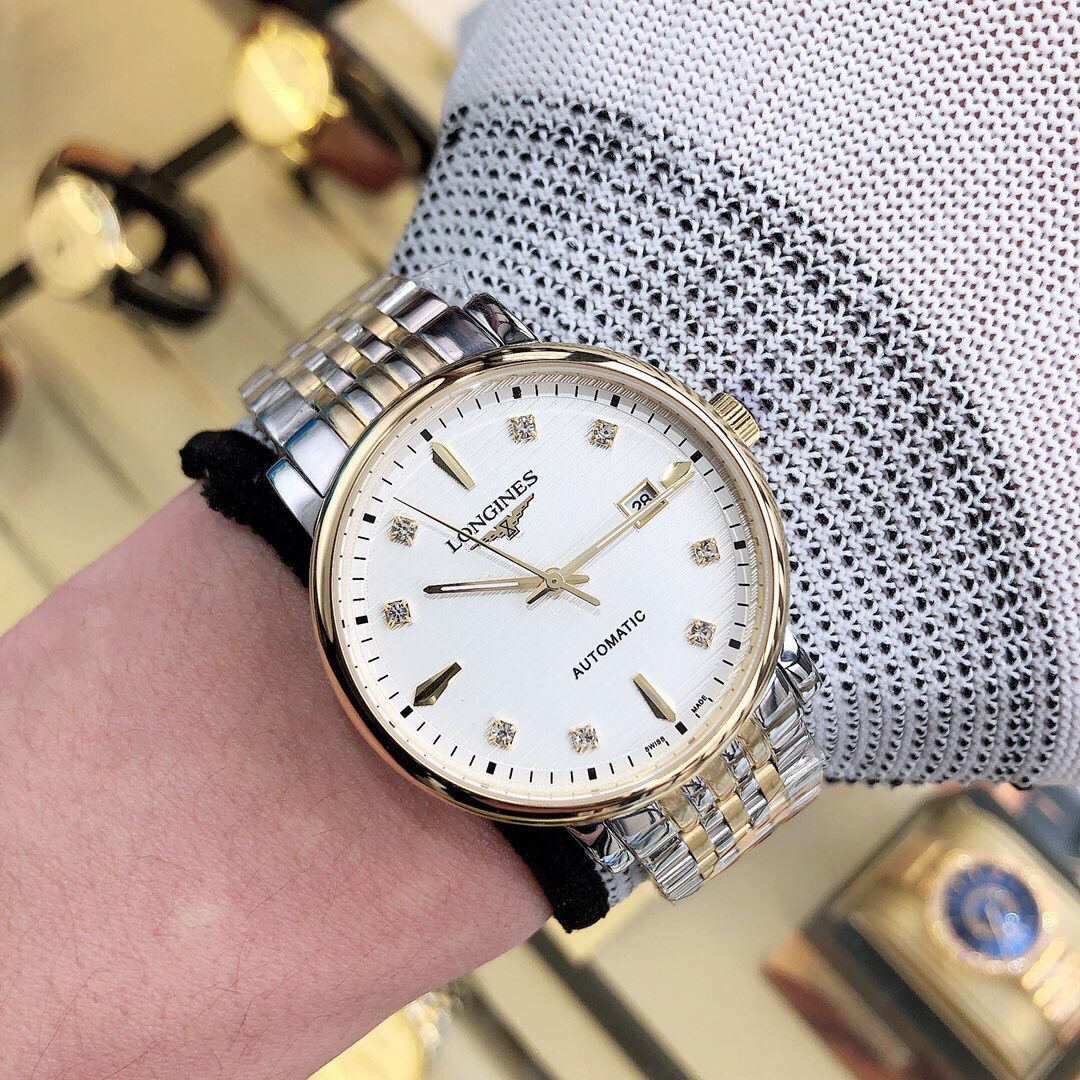 钢带手表450 金  实物拍摄浪琴-LONGINES  最新款式 百分百防水类型 男士腕表