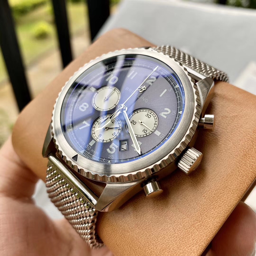 钢 百年灵（英文名 Breitling） 航空计时腕表