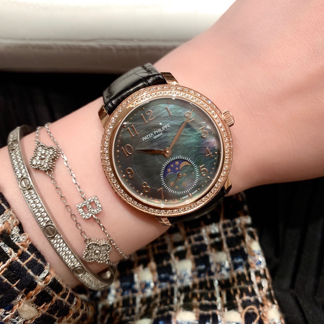 百达翡丽-PATEK PHILIPPE ???满钻复杂功能时计系列