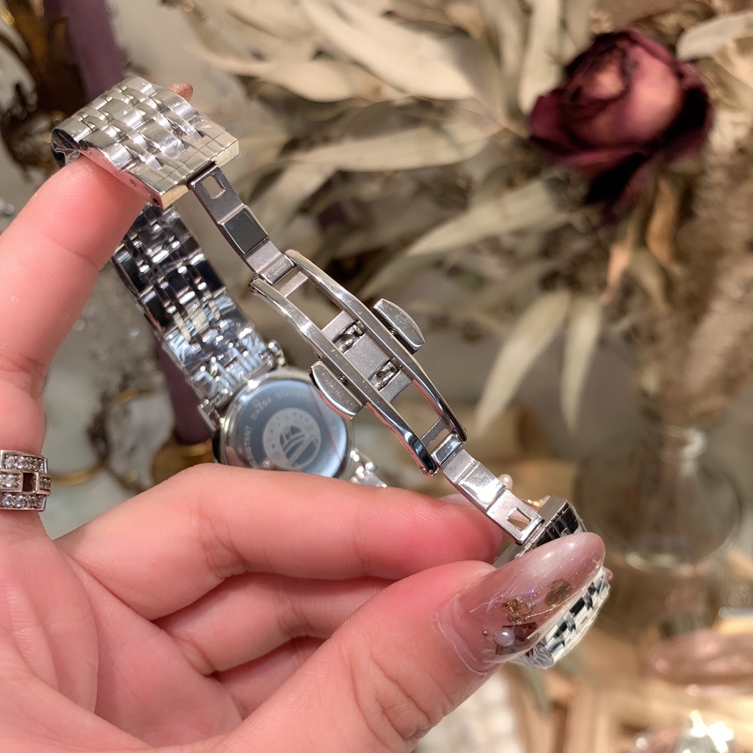 ?欧米茄 OMEGA???女士腕表