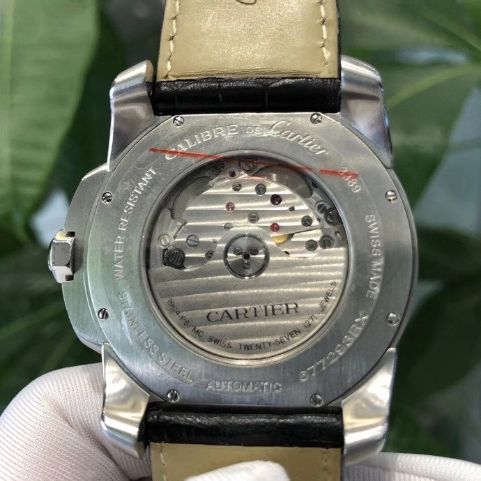卡地亚 W7100037.售价3xxxx.自动机械钢表.后镶钻42mm表径