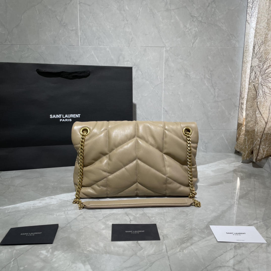 圣罗兰/ysl 新颜色_杏色搭配金扣LOULOU PUFFER 绗缝小羊皮包
