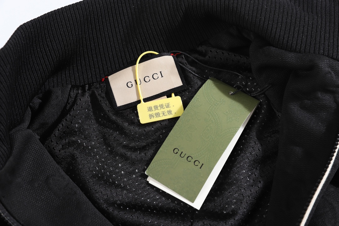 280（配手提包装） Gucci 2021新款 暗纹提花针织套装