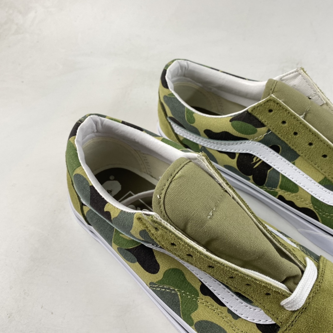 Bape x Vans Old Skool ape head joint camouflage low-top canvas shoes VN0A54F37BE