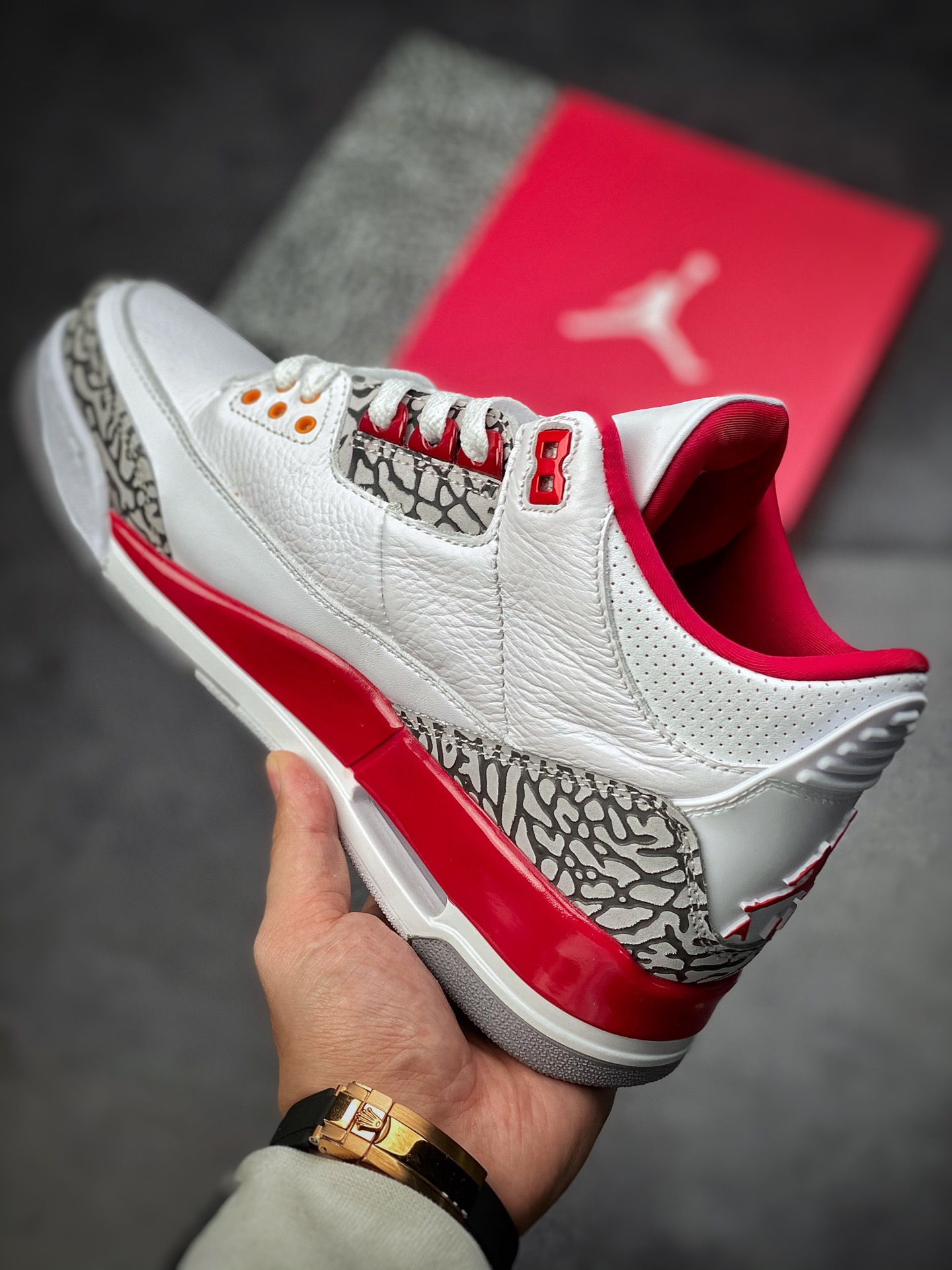 400  Air Jordan 3 Retro ”Cardinal Red” 白酒红 CT8532-126