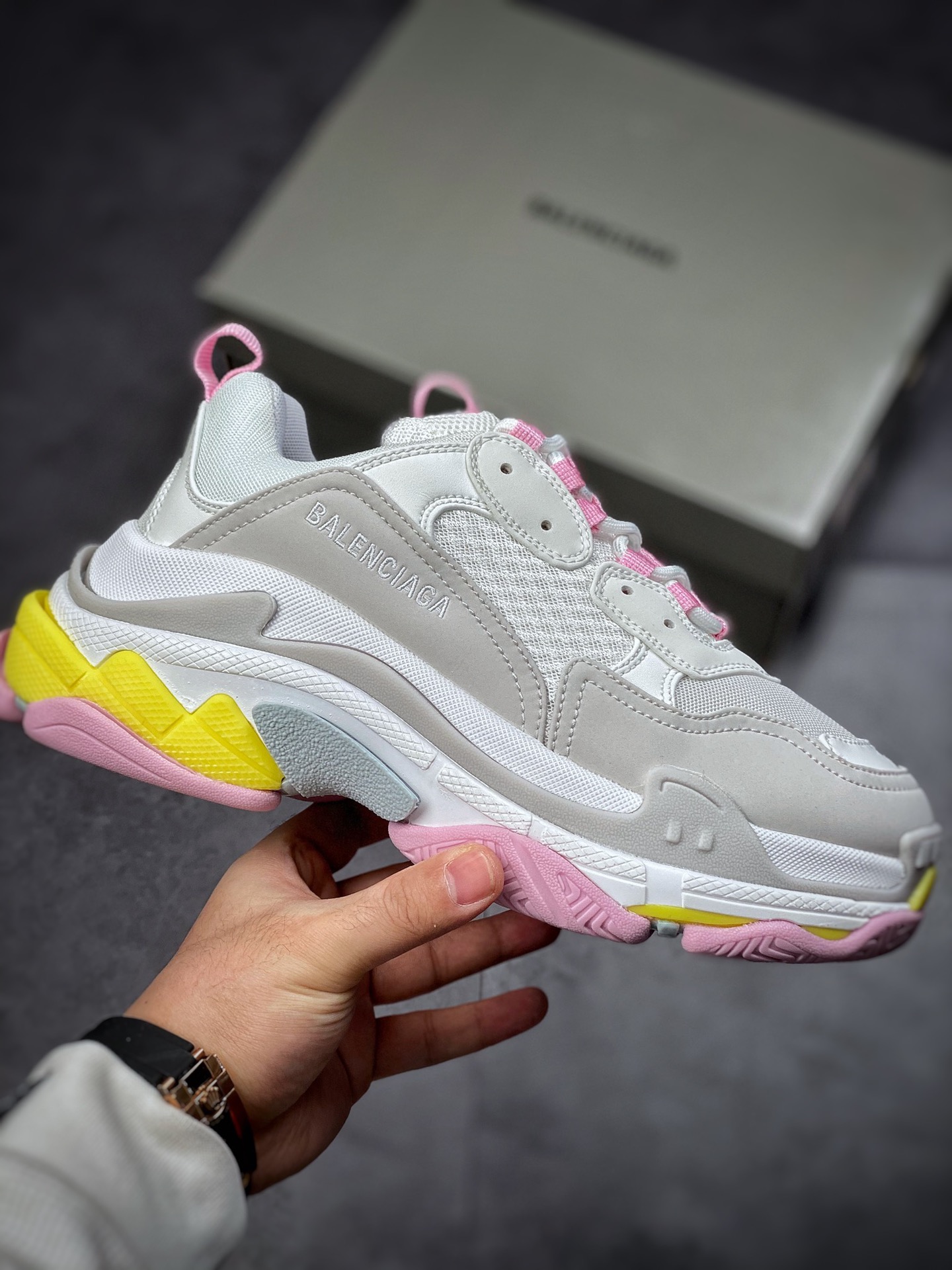 BALENCIAGA Triple S Balenciaga generation light gray pink yellow do old thick bottom daddy shoes 524039 W2FW4 7541