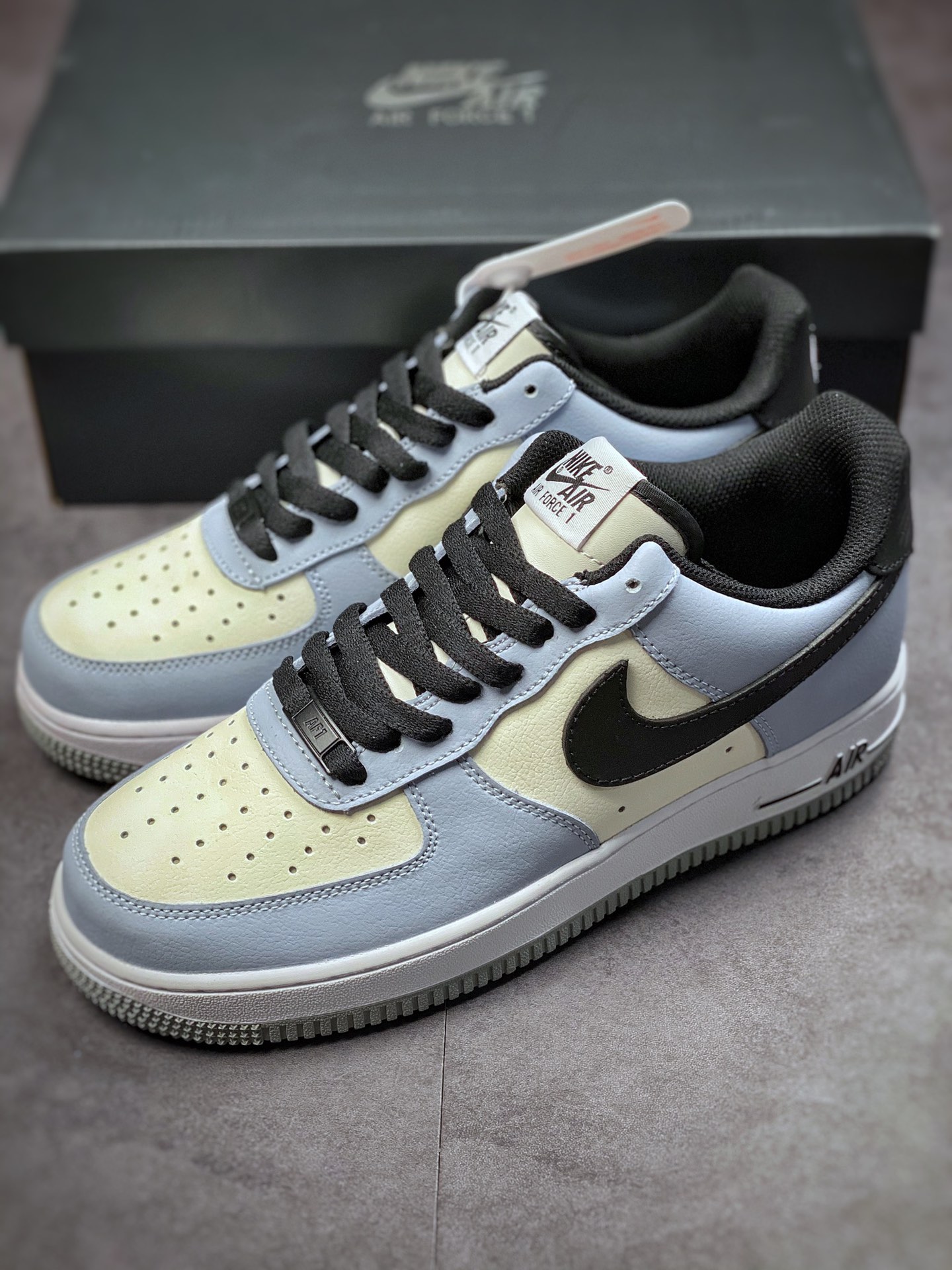 200  Nike Air Force 1 Low 07 米黑蓝 原楦头原纸板 CW2288-120