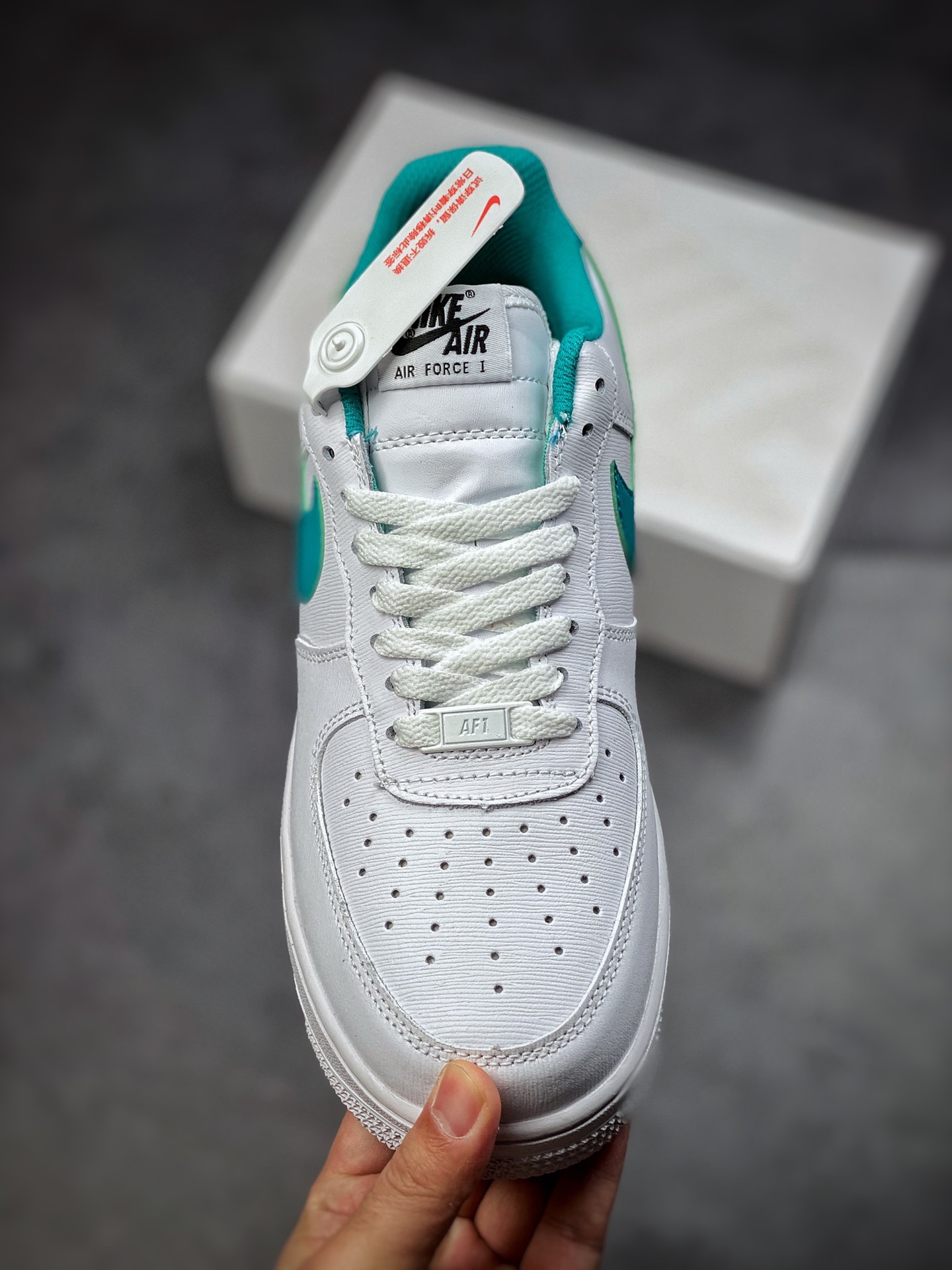 220  Nike Air Force 1 Low 07 白湖水蓝 AA0287-102