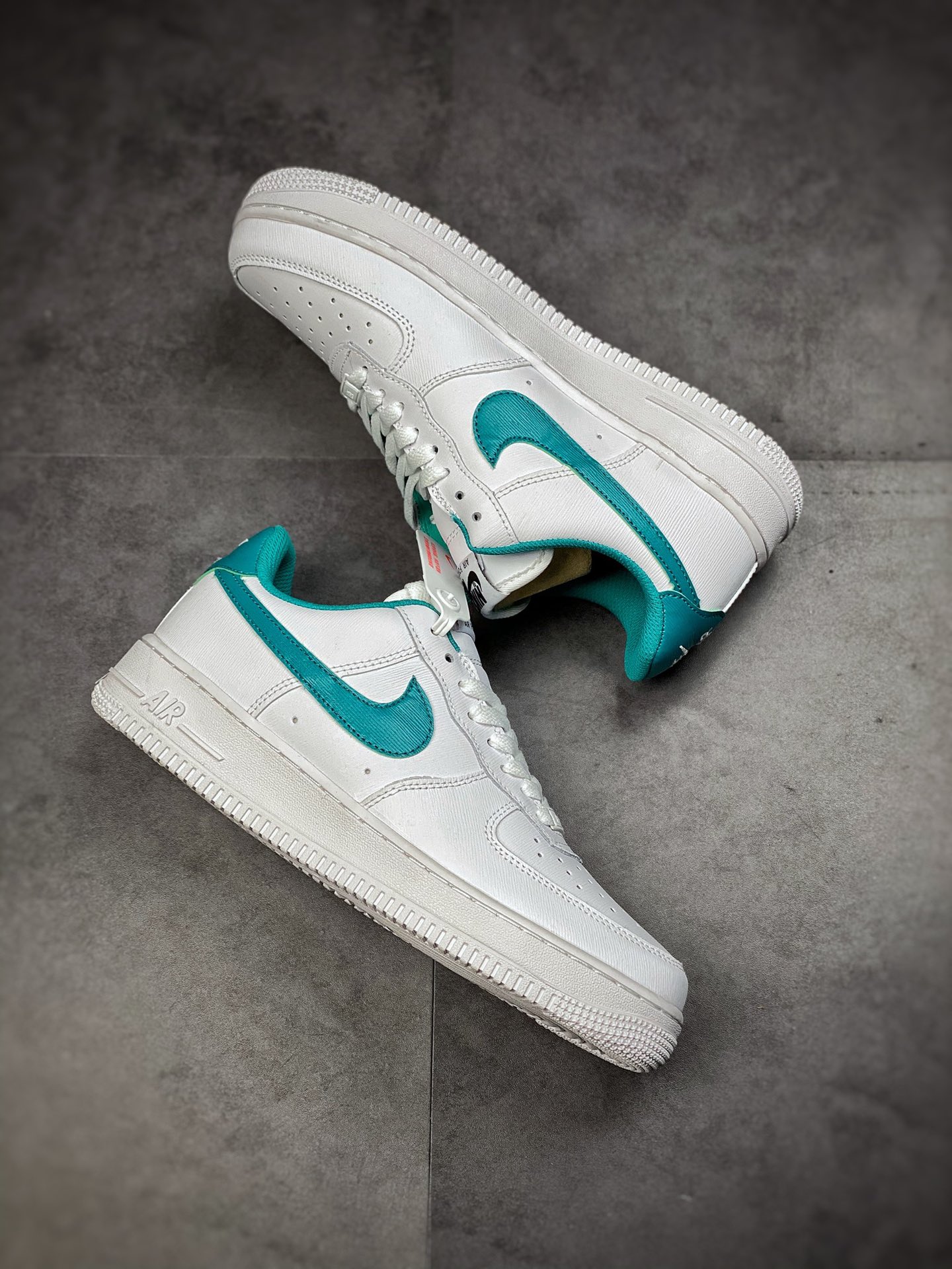 220  Nike Air Force 1 Low 07 白湖水蓝 AA0287-102