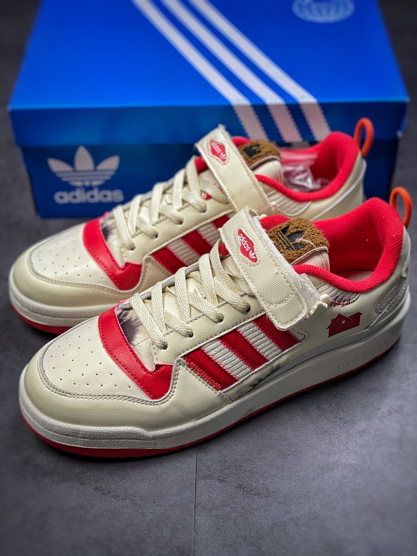 180  Adidas Originals Forum 84 Low ”Home Alone”  小鬼当家联名板鞋 GZ4378