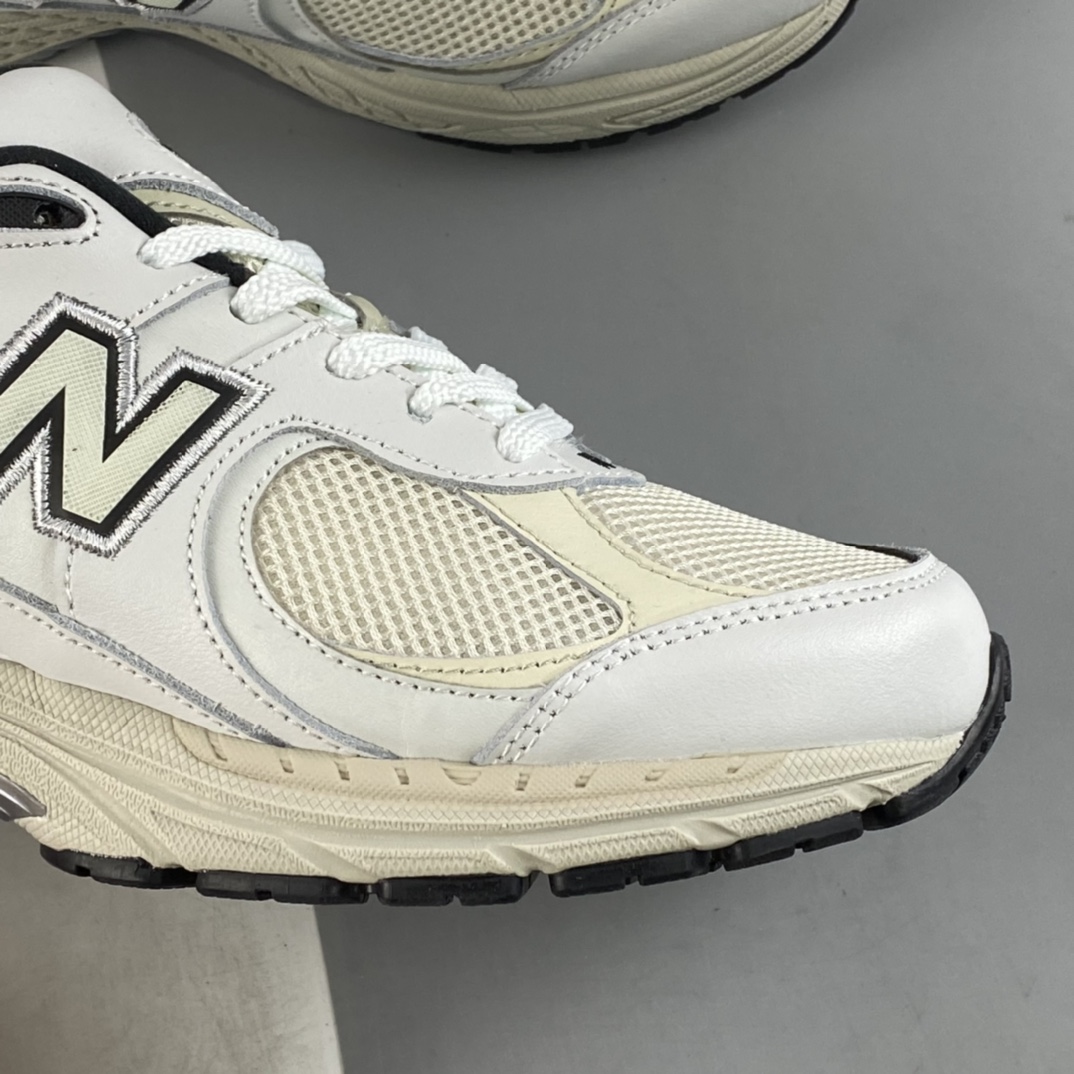 P180  New Balance 2002系列 复古休闲跑步鞋 ML2002RQ