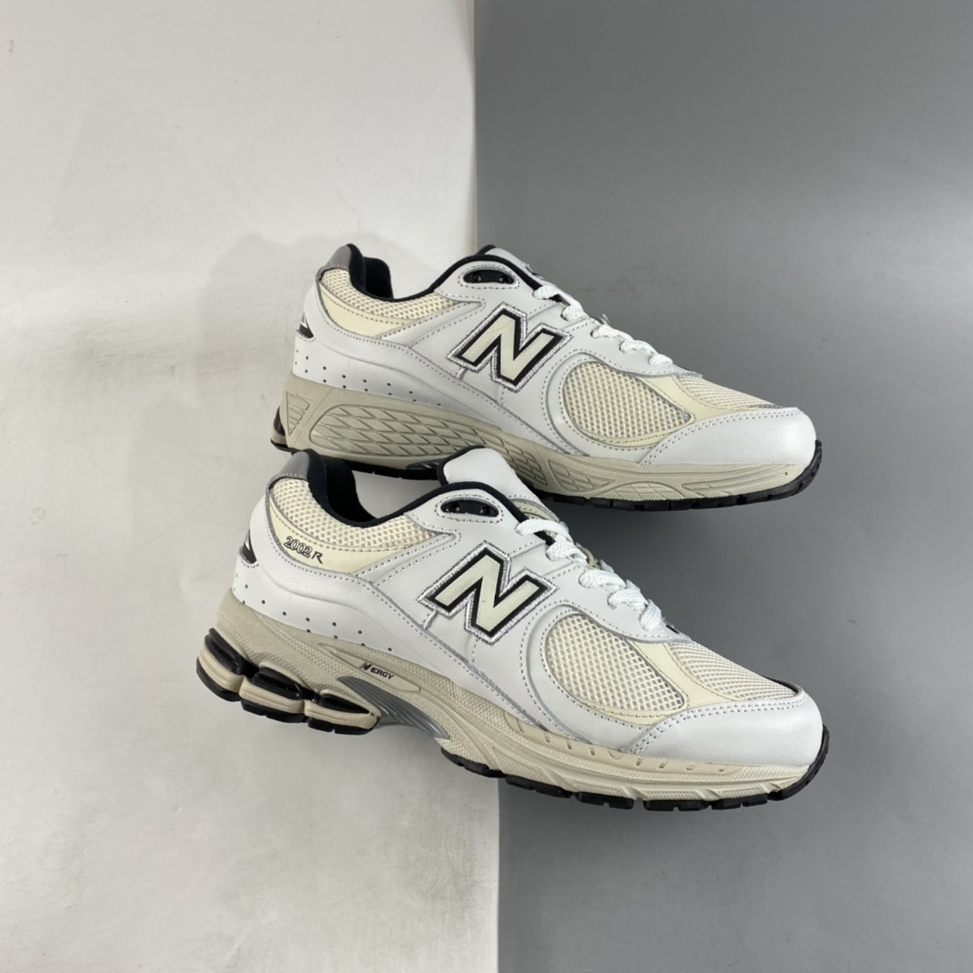 P180  New Balance 2002系列 复古休闲跑步鞋 ML2002RQ