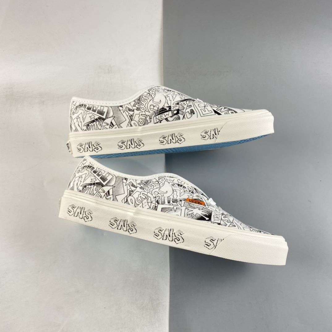 Vans Vault x SNS Joint Black and White Illustration Beach Print Vintage Canvas Sneakers VN0A4BV9676