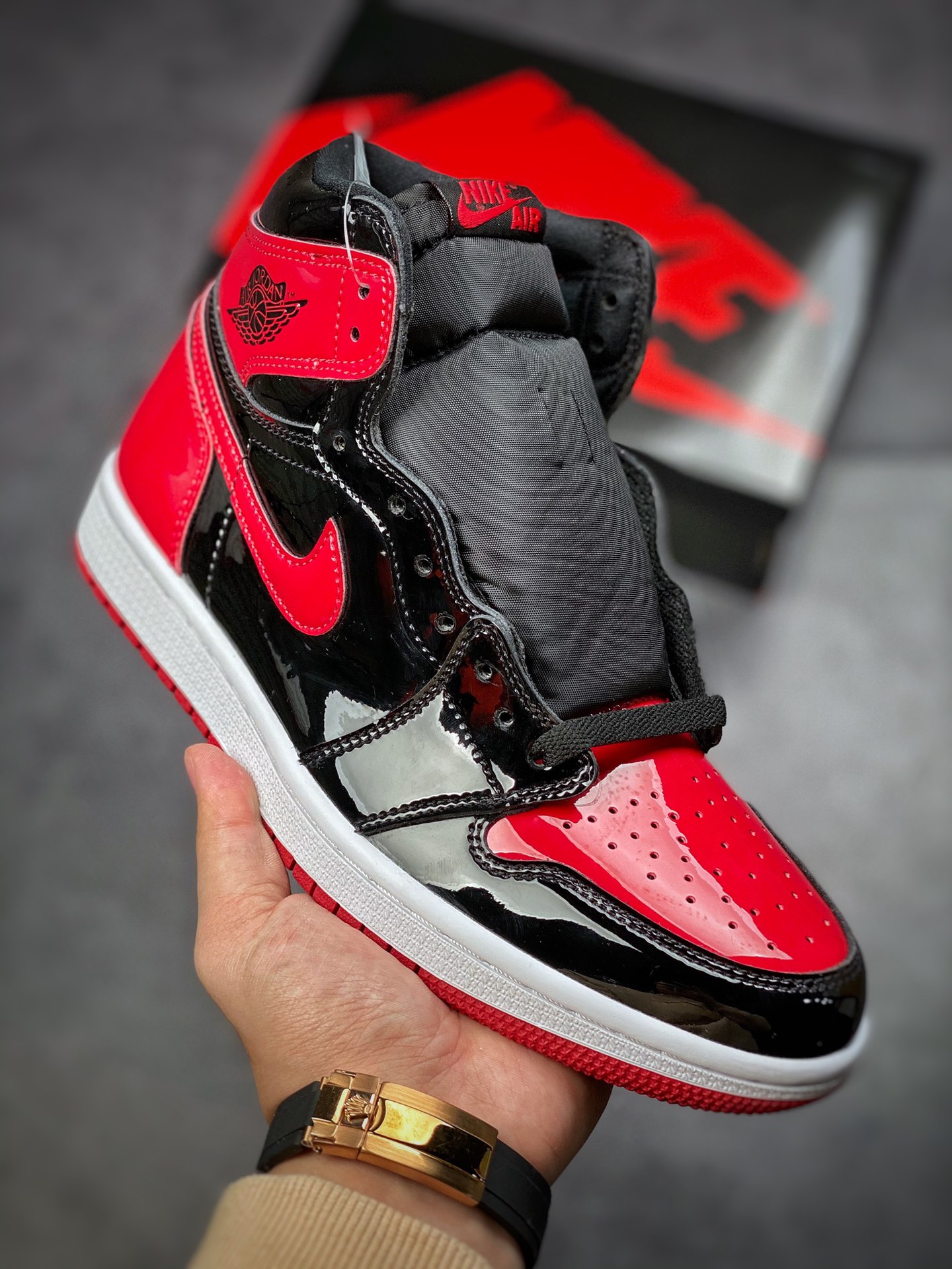 #cost-effective version of Air Jordan 1 Retro High OG AJ1 Joe 1 patent leather black and red forbidden to wear 555088-063