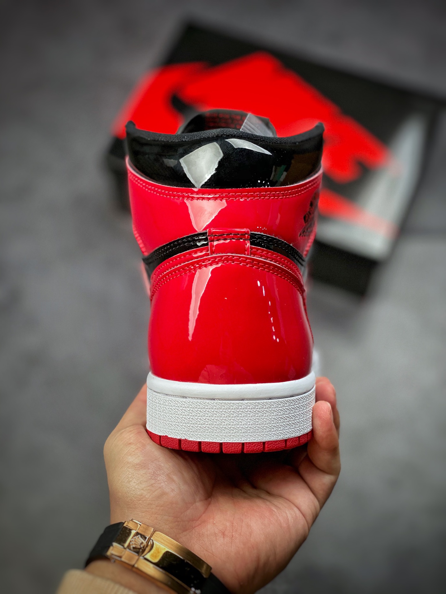 #cost-effective version of Air Jordan 1 Retro High OG AJ1 Joe 1 patent leather black and red forbidden to wear 555088-063