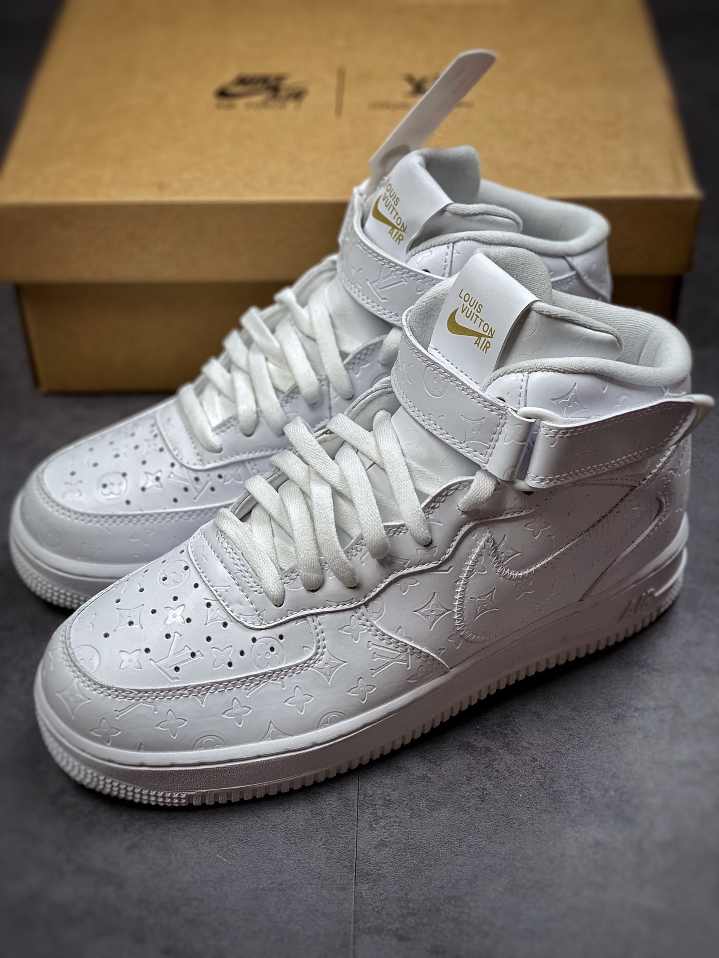 240 路易斯威登Louis Vuitton 联名创意定制  LV x Nike Air Force 1 Mid LV印花白CQ2319-100