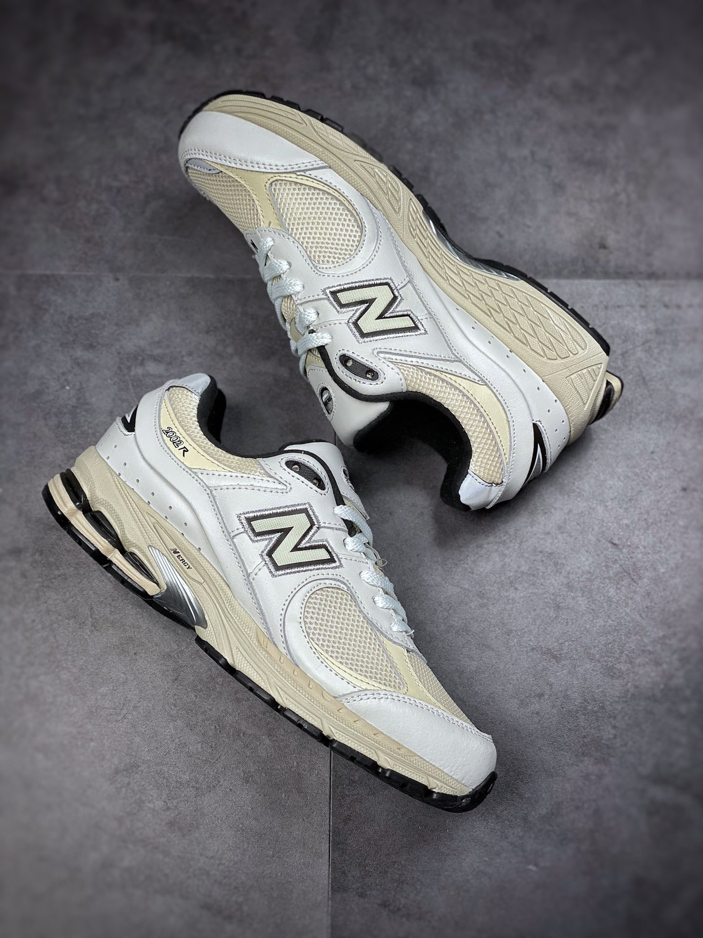 200  New Balance 2002R 复古单品 新百伦经典配色ML2002RQ