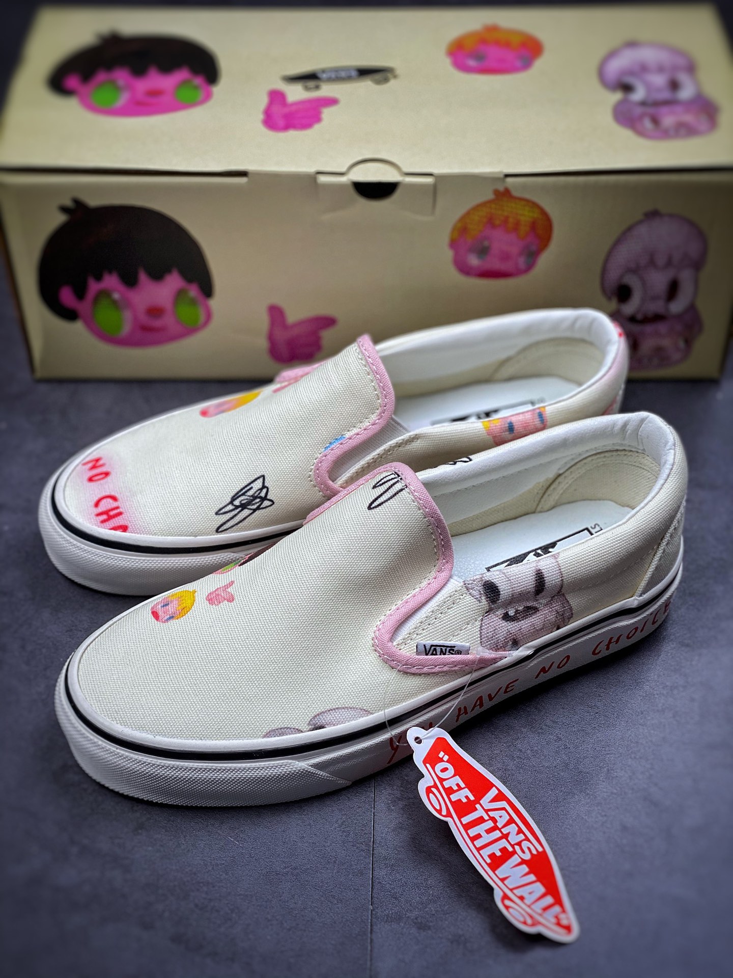 150 万斯大眼仔艺术家联名 Javier Calleja X Vans OG Authentic LX 一脚蹬懒人鞋 VN0A3JEXPU1