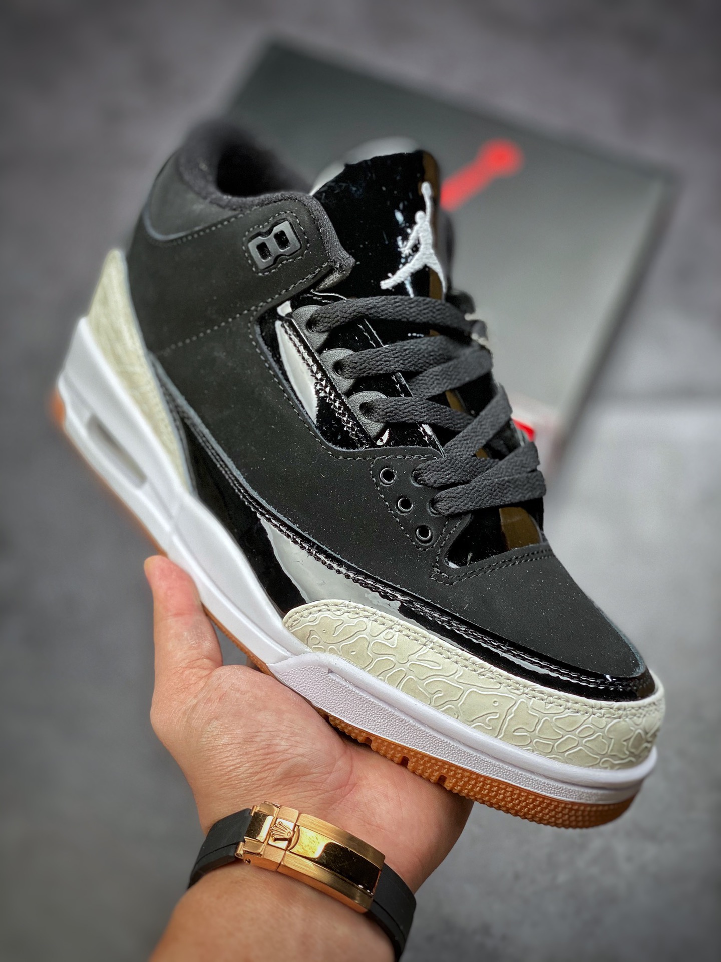 240  Air Jordan 3 Retro “Black White Gum” 乔3熊猫爆裂纹 441140-002