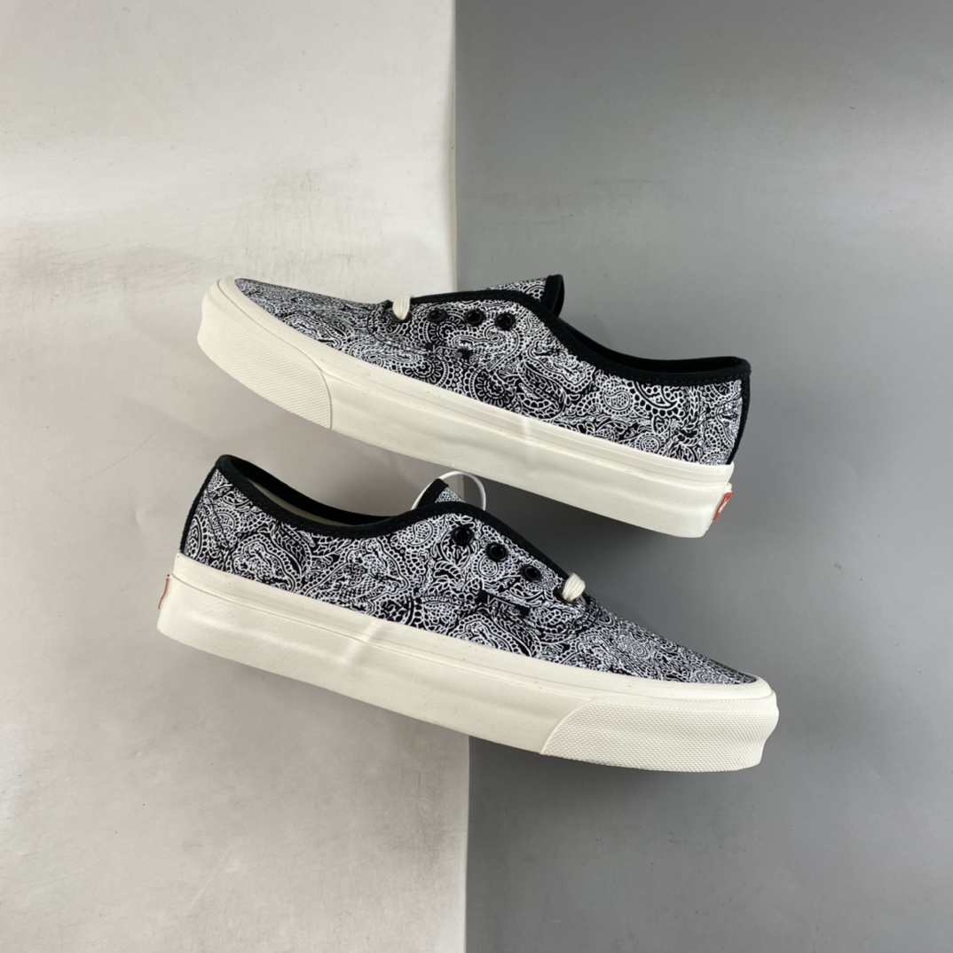 P150  Vans Authentic 范斯官方腰果花低帮休闲板鞋 VN0A54F29GK