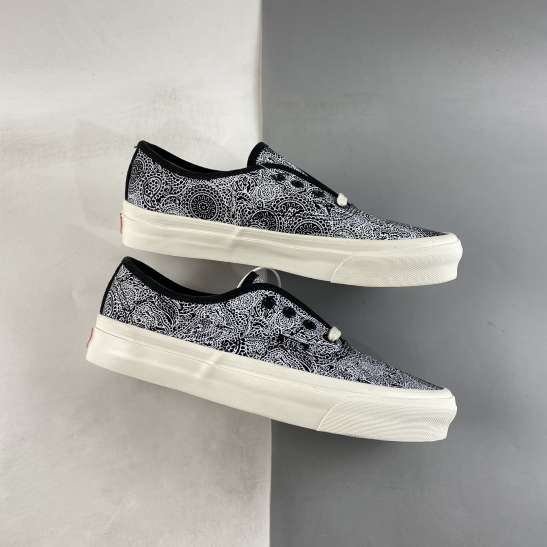 P150  Vans Authentic 范斯官方腰果花低帮休闲板鞋 VN0A54F29GK