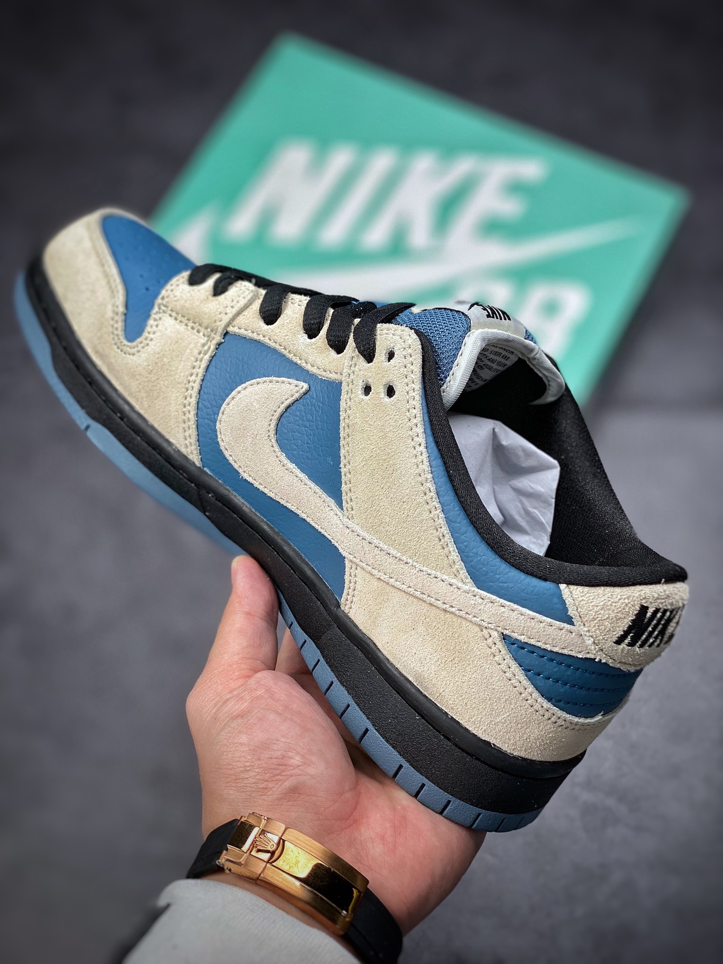 260  Nike SB Dunk Low Pro 灰蓝 经典配色滑板板鞋 BQ6817-200