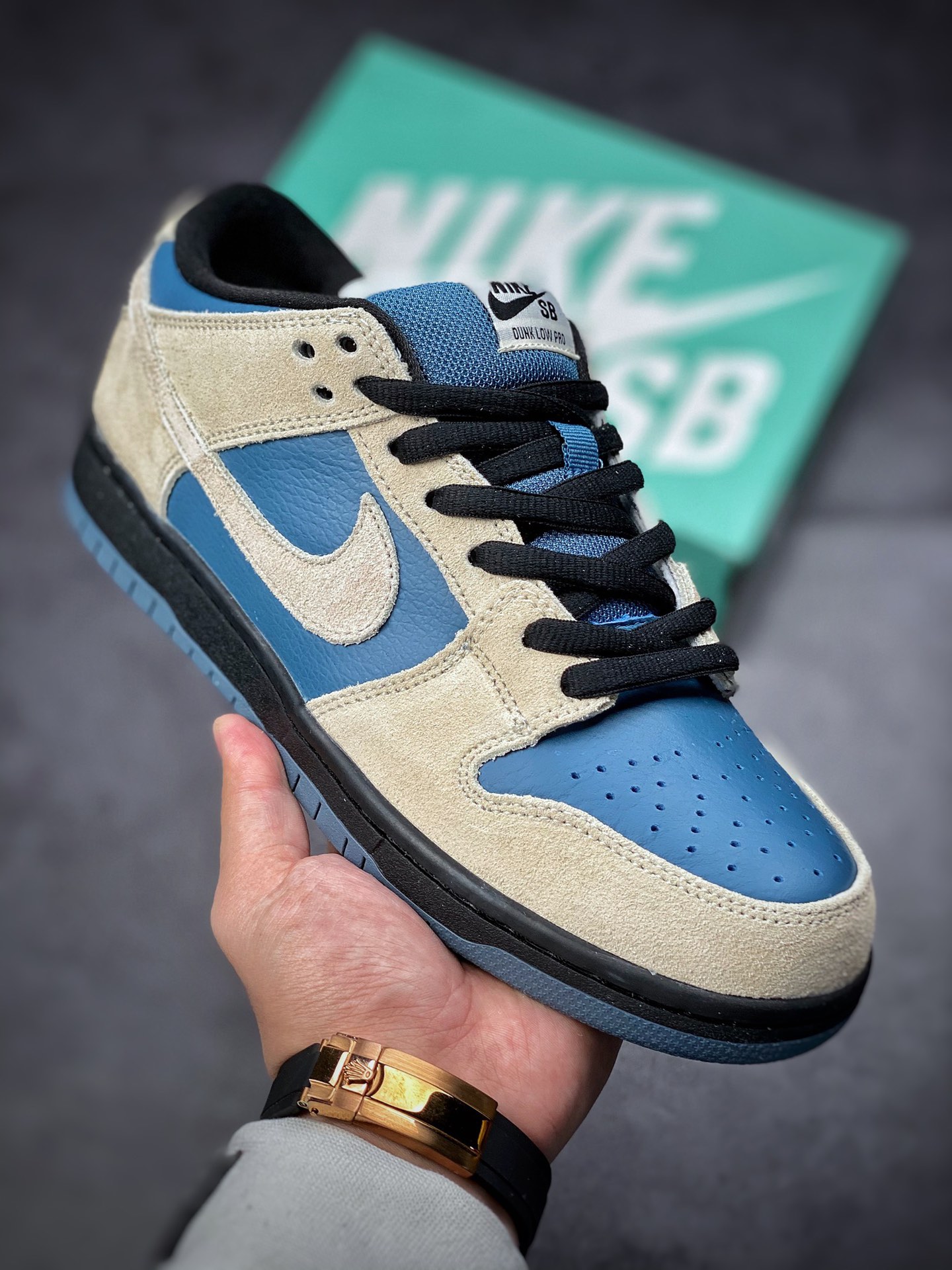 260  Nike SB Dunk Low Pro 灰蓝 经典配色滑板板鞋 BQ6817-200