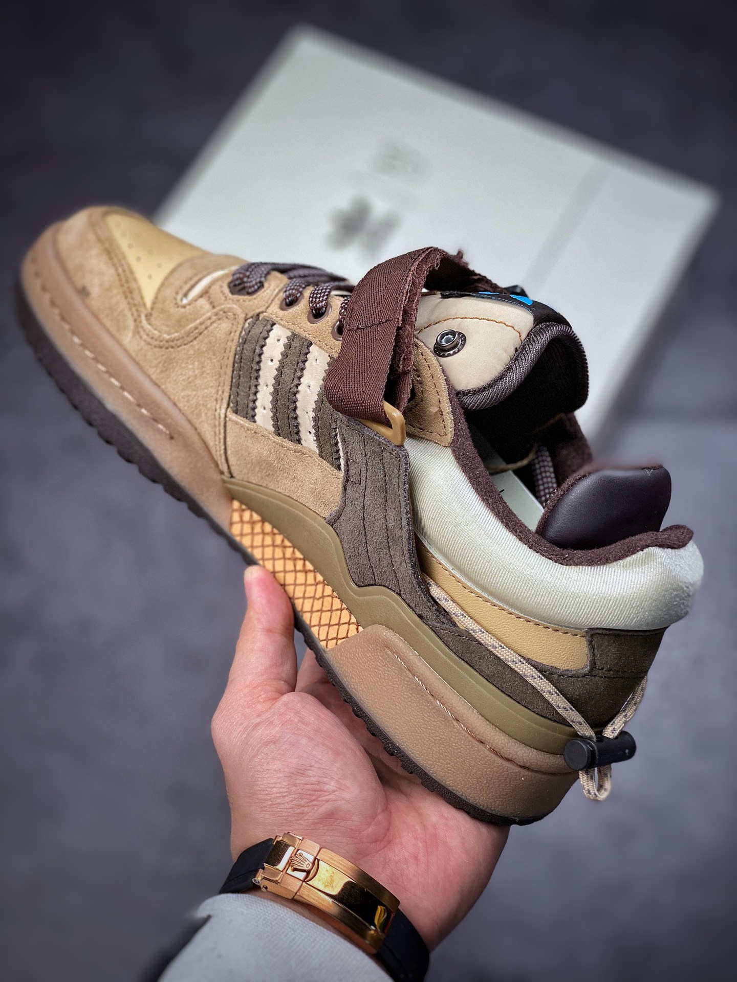 220  Bad Bunny x Adidas Forum Buckle Low”Pink Easter Egg”罗马系列机能GW0264