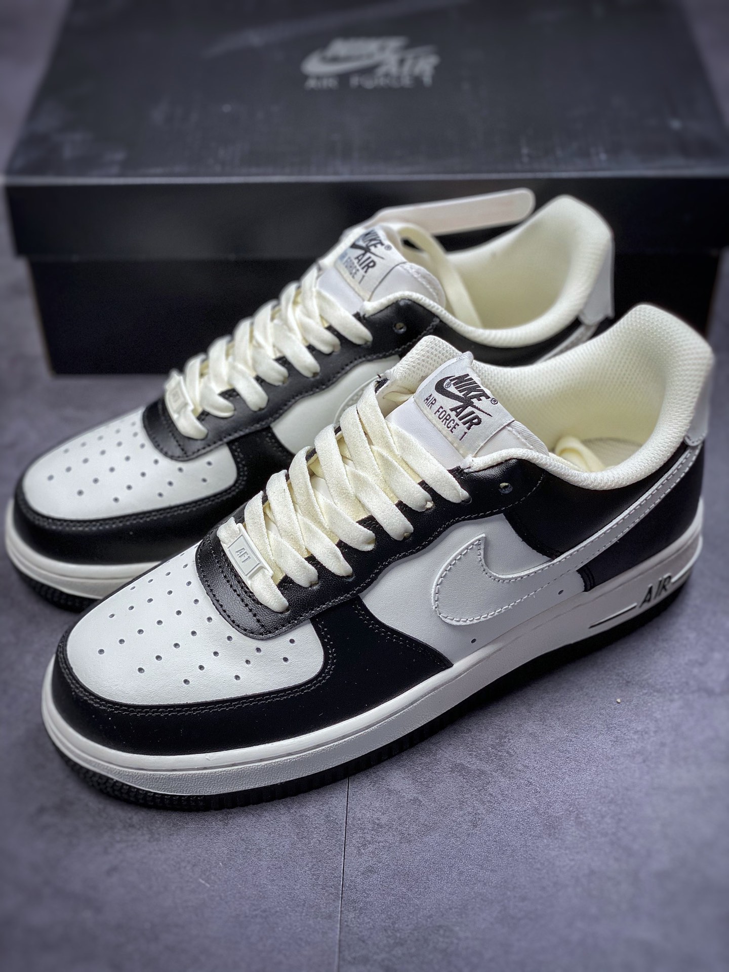 220  Nike Air Force 1 Low 07 米白黑熊猫 FG5969-806