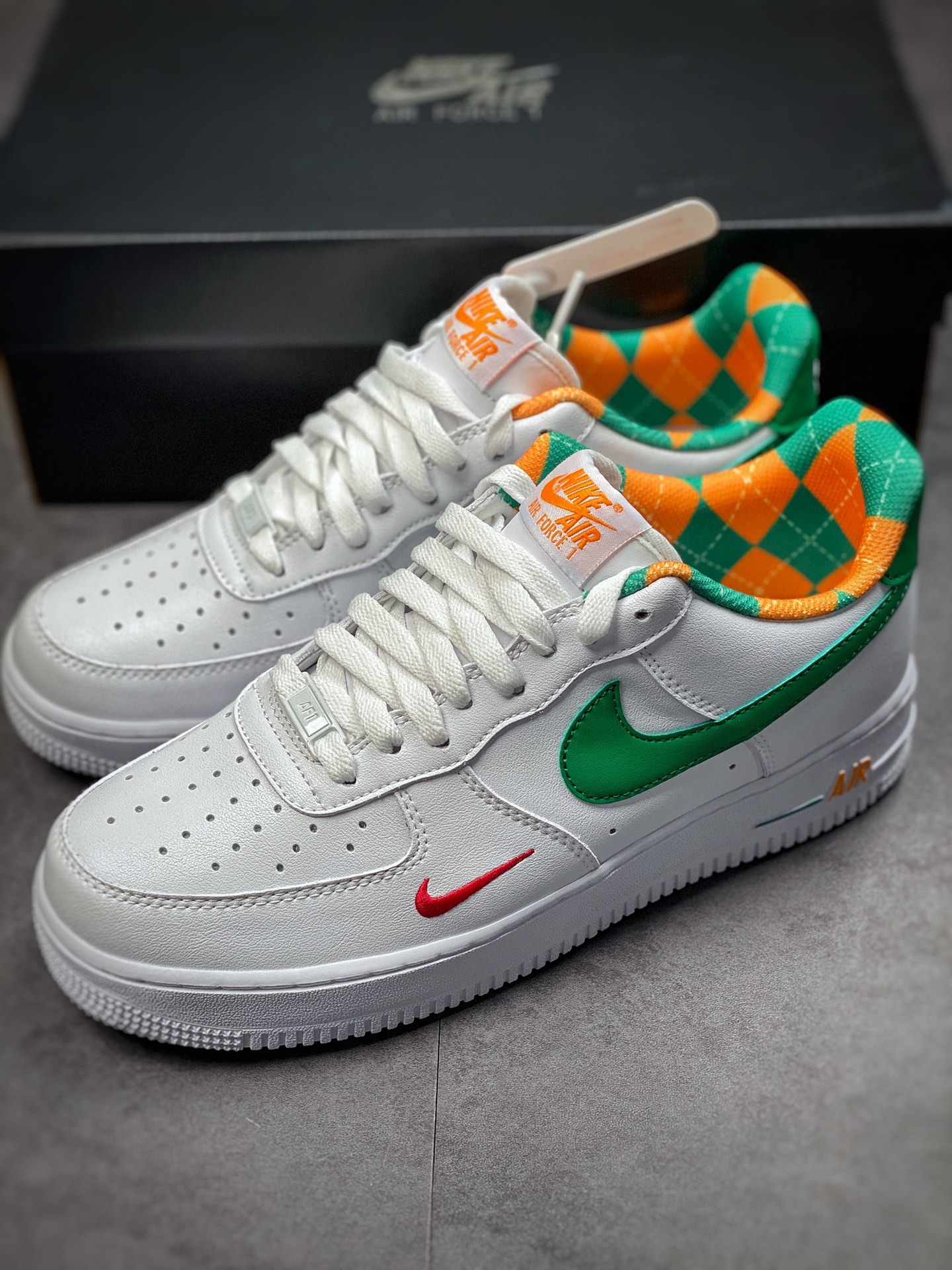 220  Nike Air Force 1 Low 07 白绿 双钩 刺绣DD8501-161