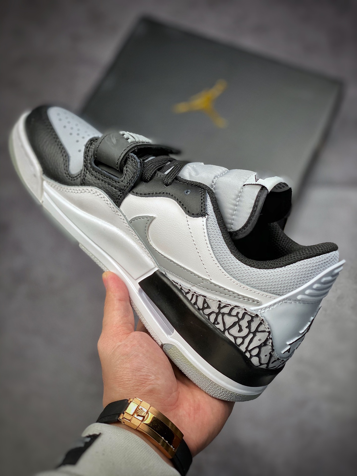 200  Air Jordan  Legacy 三合一312 ”烟灰” CD7069-105