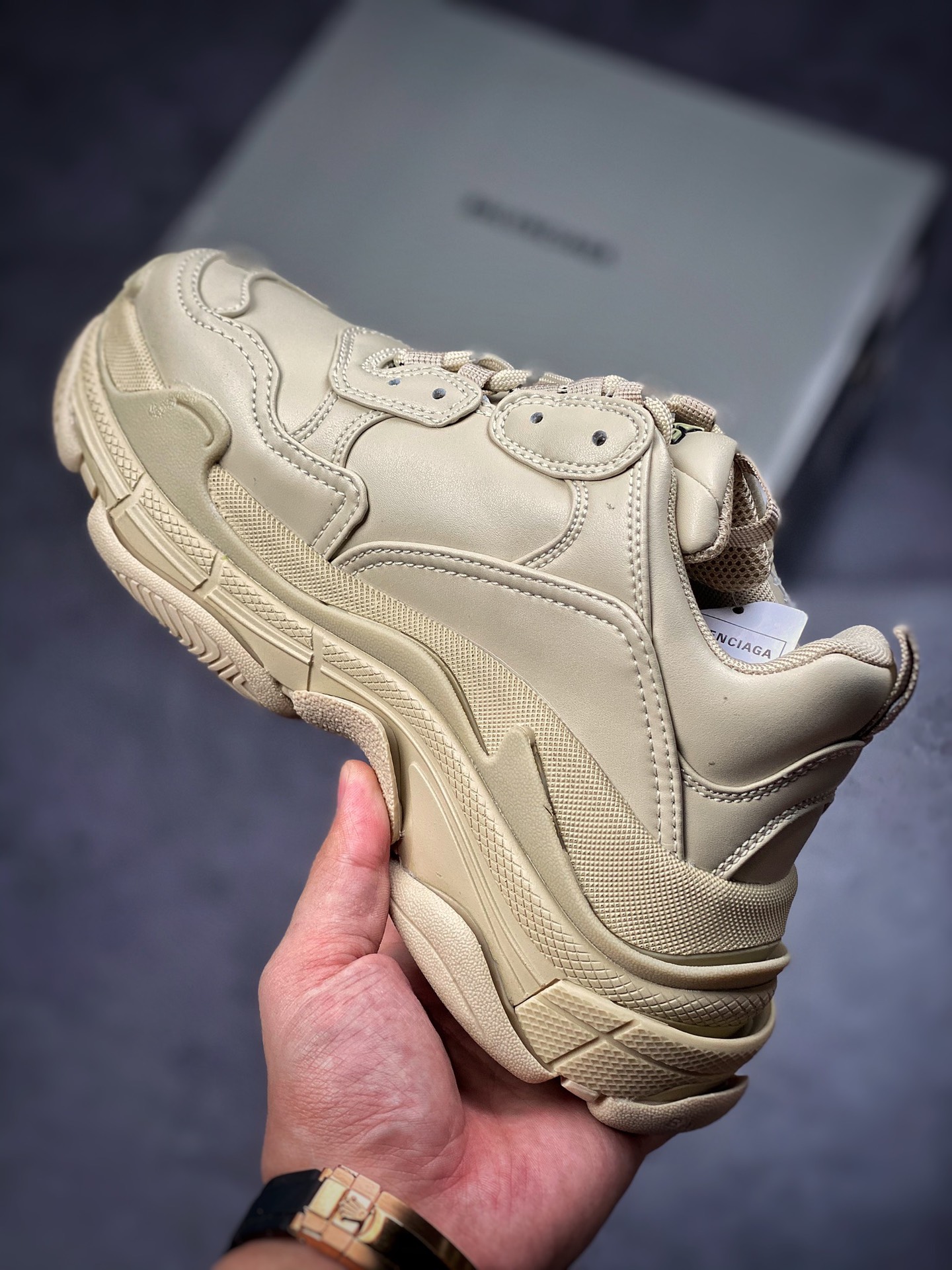 380  BALENCIAGA  Triple S 巴黎世家一代 卡其 做旧厚底老爹鞋 536737 W2FW1 4561